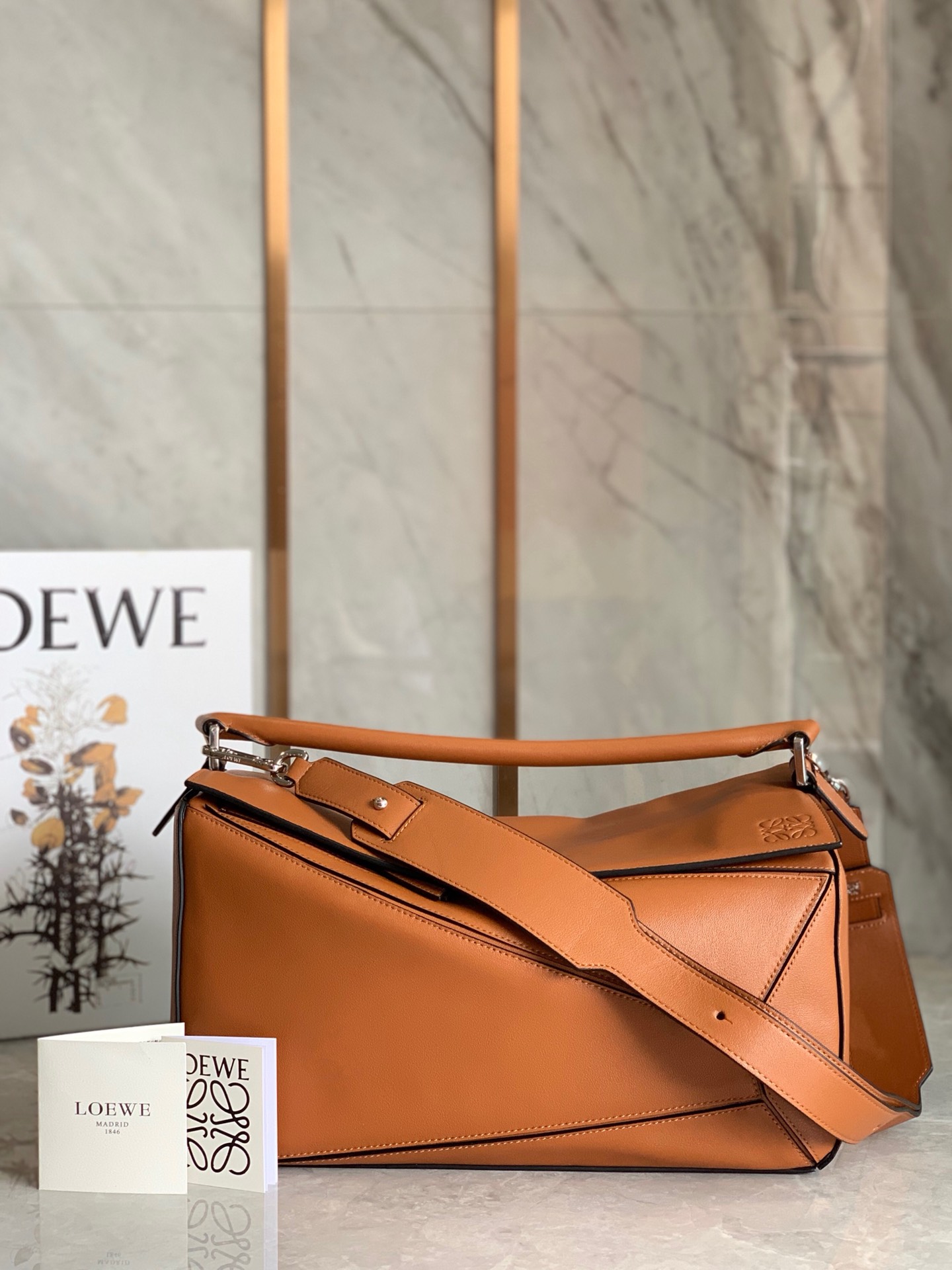 Loewe Large Puzzle Bag in Classic Calfskin Warm Desert